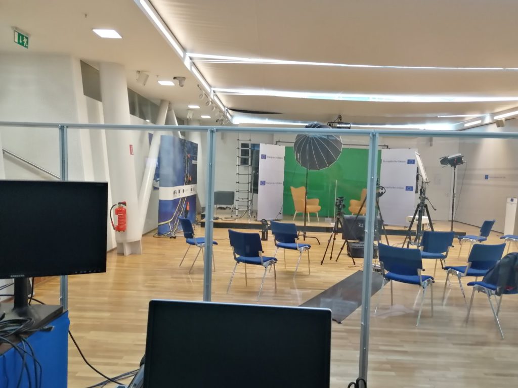 transparent-protective-partitions-and-dividers-for-european-union-to-the-international-organisations-in-vienna-6
